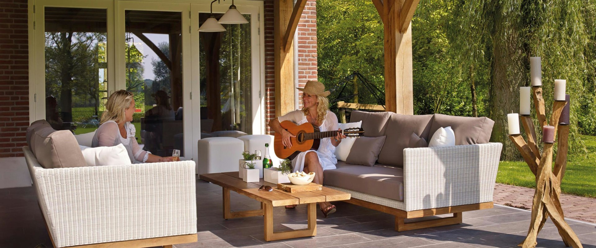 From Design To Build: Deck Construction By Natick’s Leading Deck Contractors