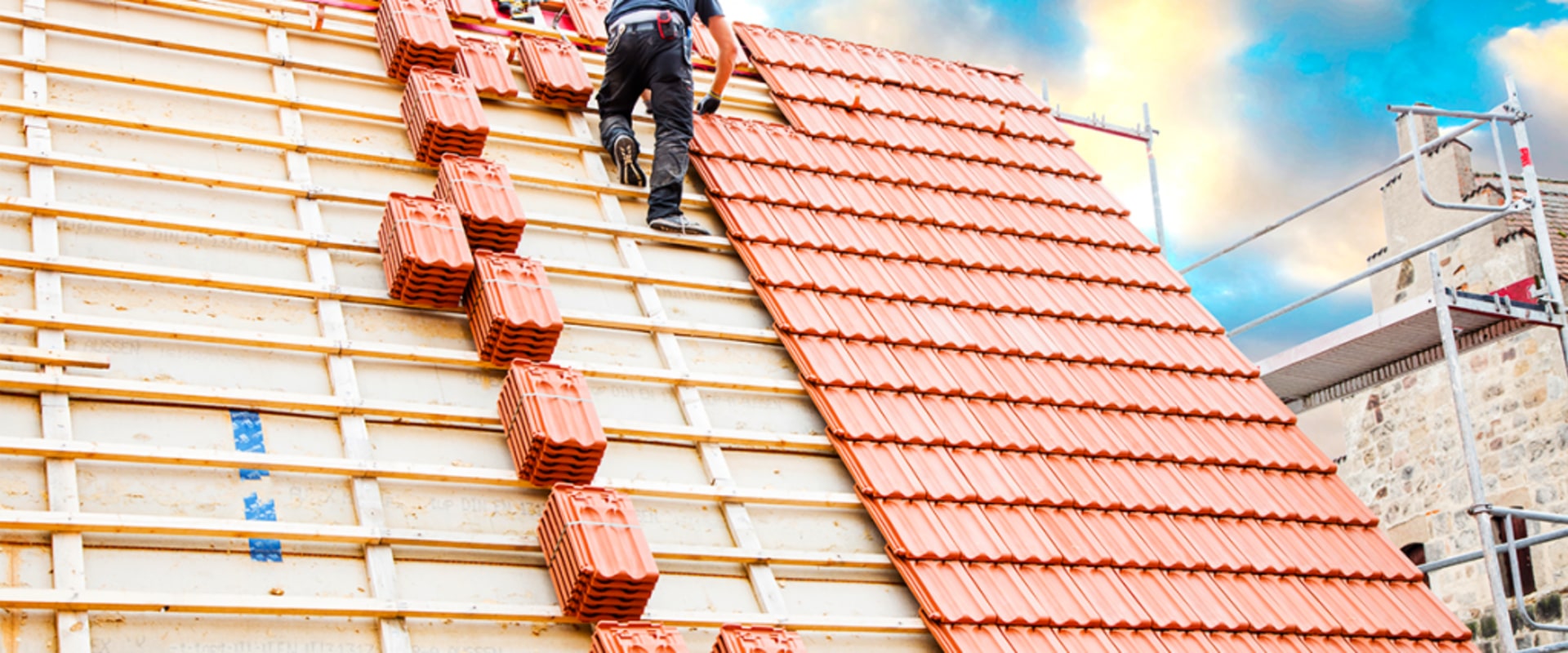 Why Hiring A Commercial Roofer In Pigtown Is Essential For Successful Deck Construction