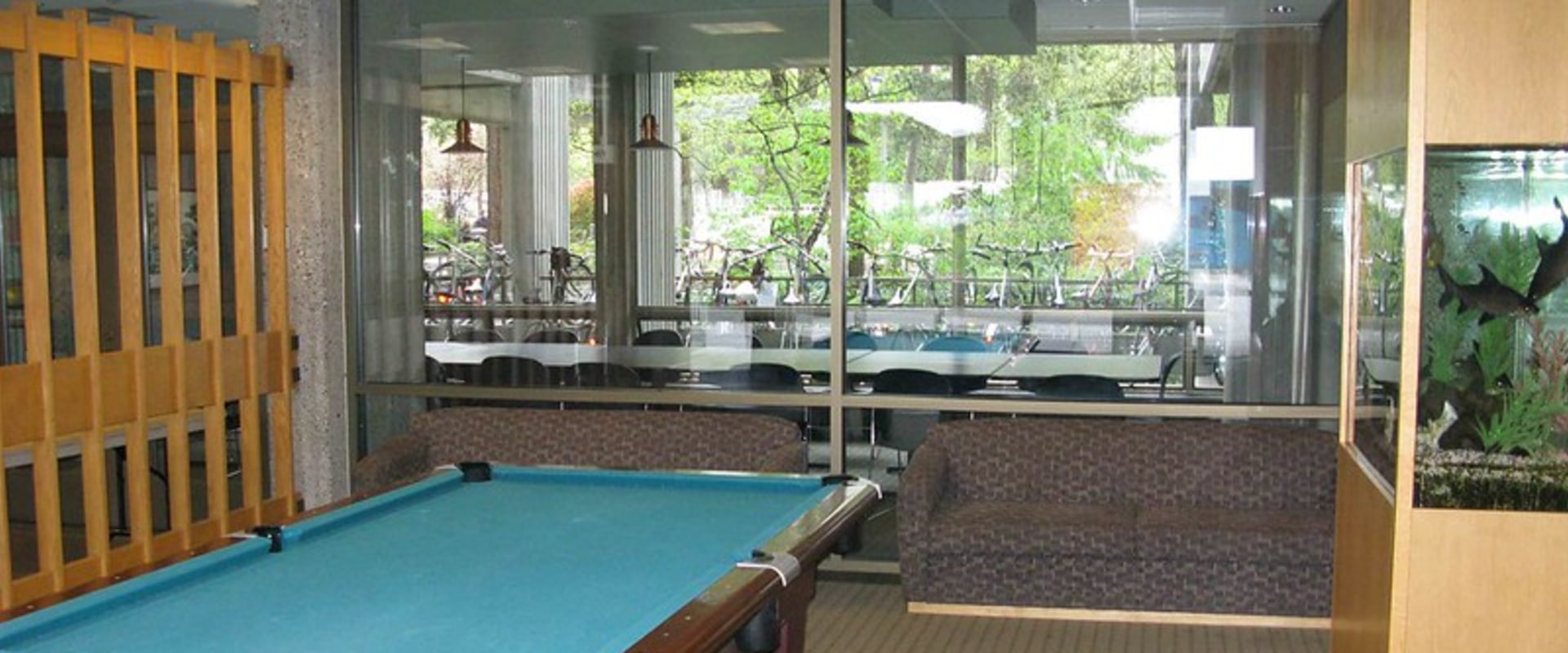 Deck Construction In New England: Why Pool Table Repair And Refelting Is The Perfect Finishing Touch