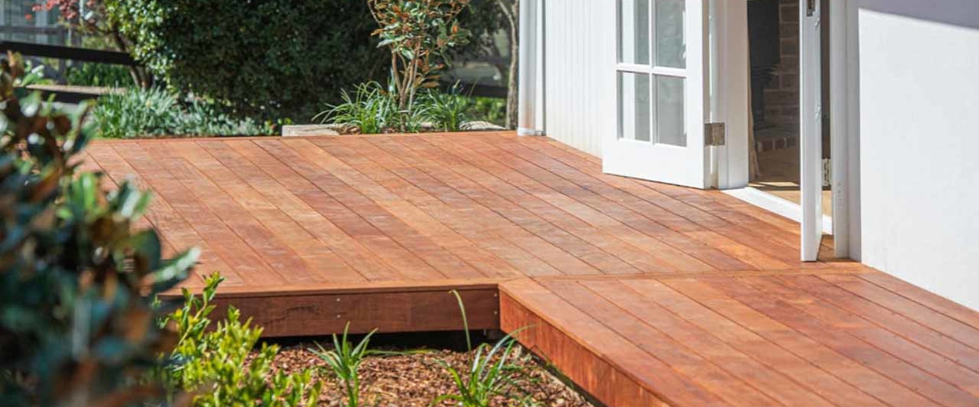 The Untold Story of Blending Deck Construction With Existing Landscape Features