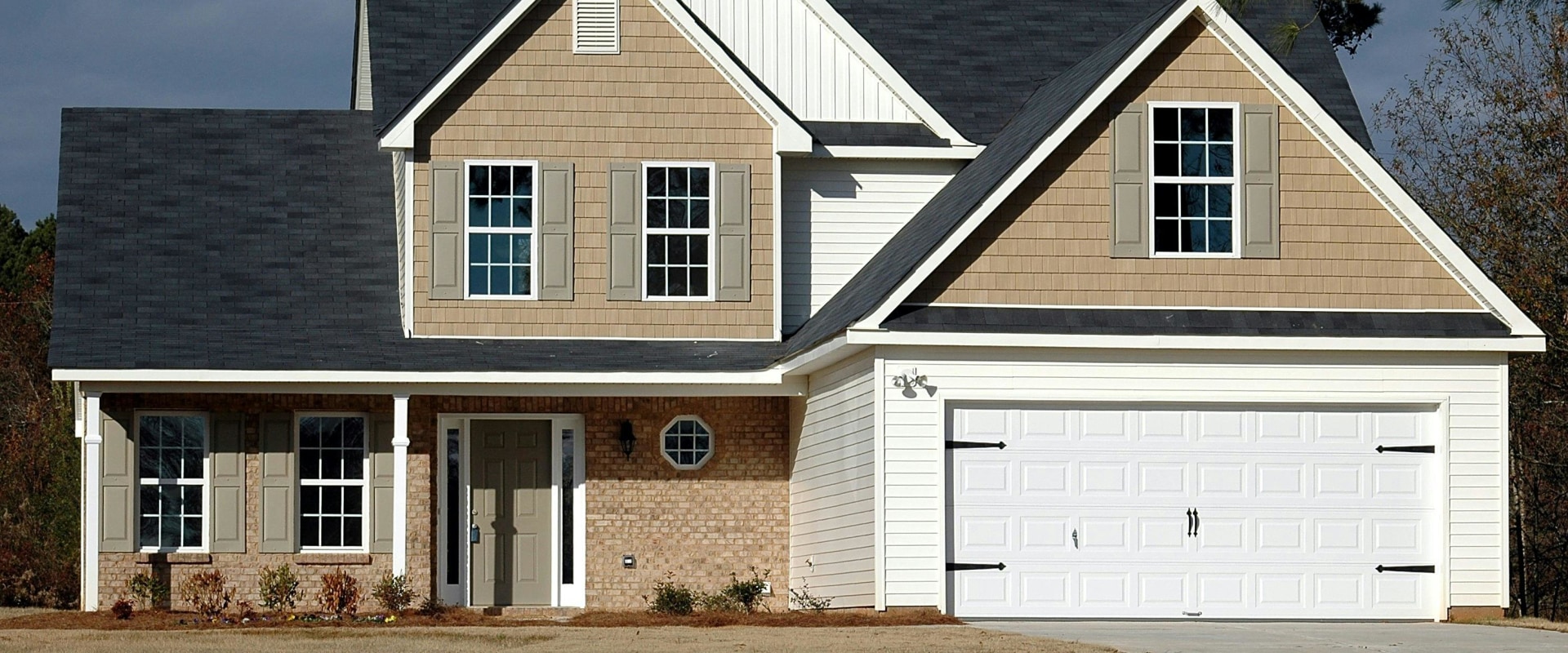 Protect Your Home: Deck Construction & Roof Inspections in Mobile, AL