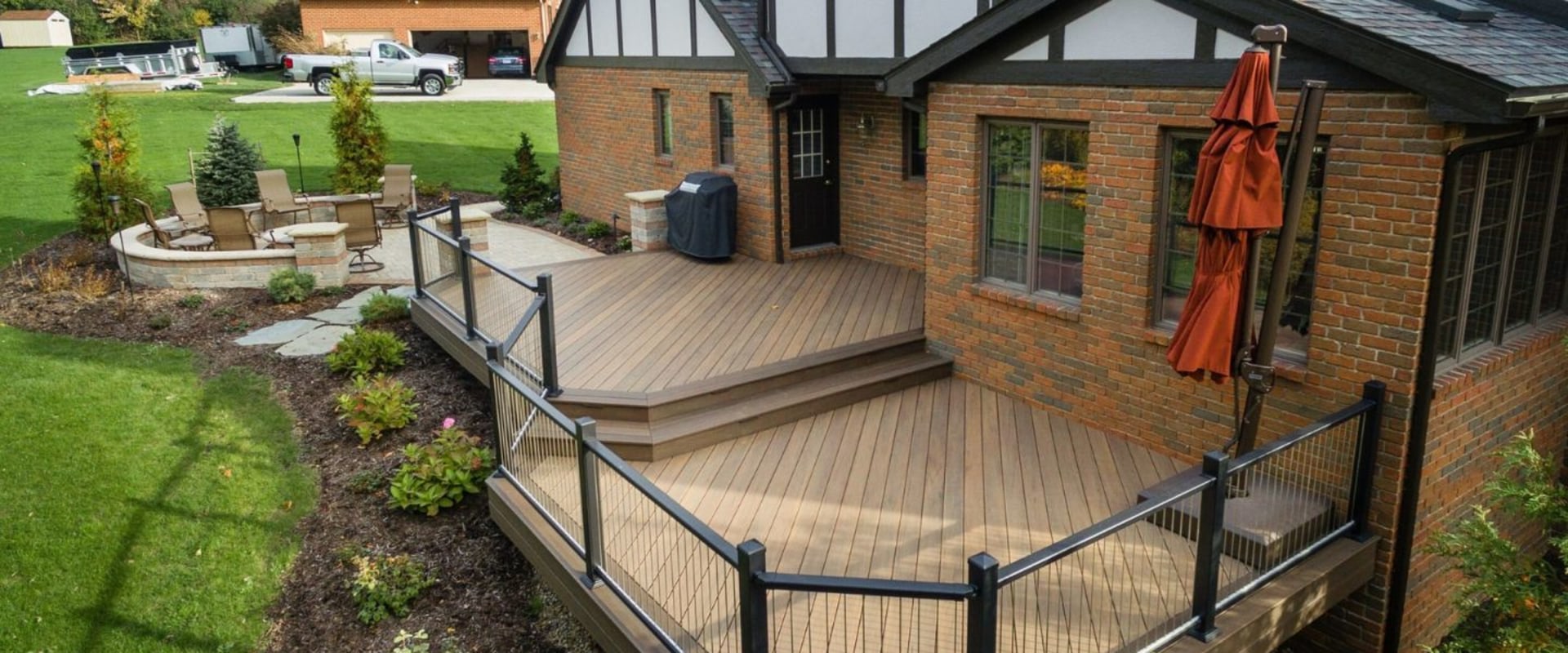 Deck Construction for Multi-Level Homes: Challenges and Solutions