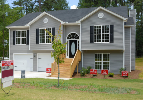 Is Deck Construction Worth It When Selling Your Detroit Home Fast?